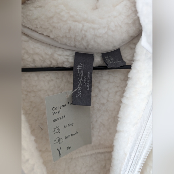 Sweaty Betty Women's Canyon Fleece Vest - Picture 6 of 9